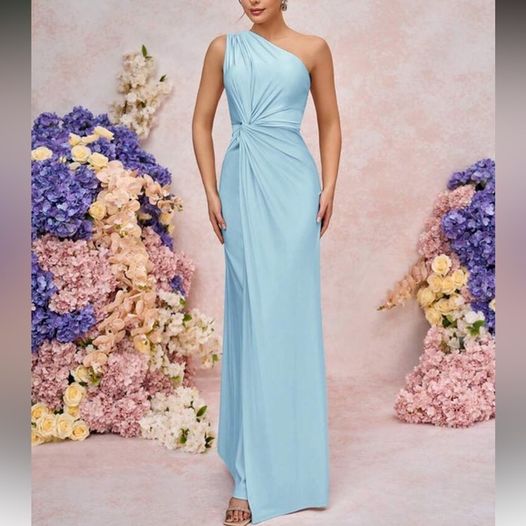 Elegant Baby Blue One-Shoulder   Dress - Picture 1 of 16